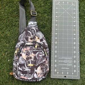 Hot Topic Black and Gold Patterned Belt Bag